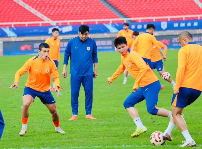 赛地聚焦：葡超赛前热度飙升；山东泰山遗憾出局；管理层满意；年轻球员得到机会的简单介绍